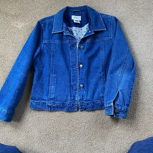 LL Bean Boyfriend Denim Jacket Women’s Small Petite.